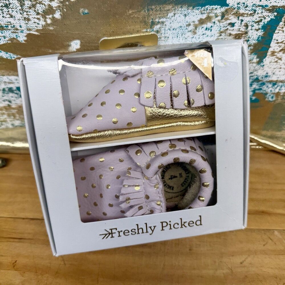 Freshly Picked x Ayesha Curry Baby Toddler Moccasins Heirloom in Blush Size 4
